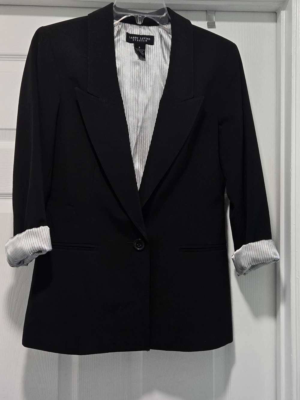 Larry Levine Black Single-Button Blazer with Striped Lining